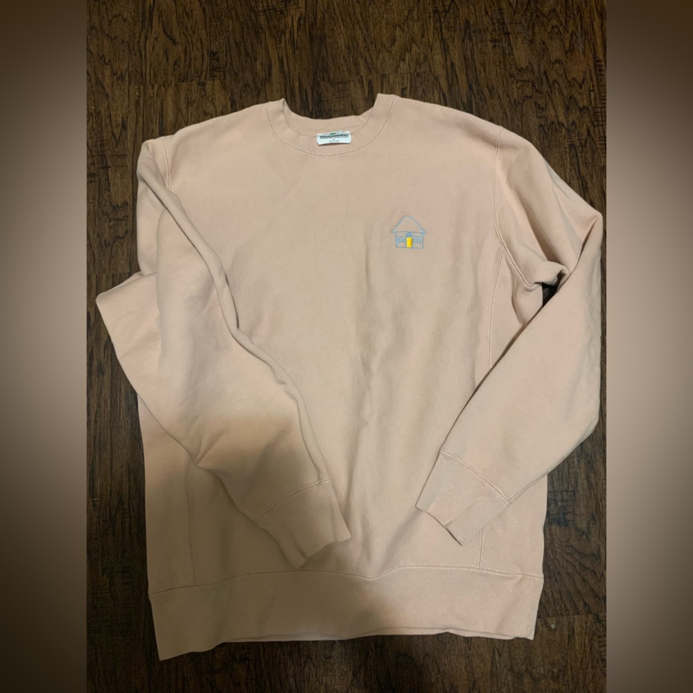 Independent trading company, color: peach, size: Large